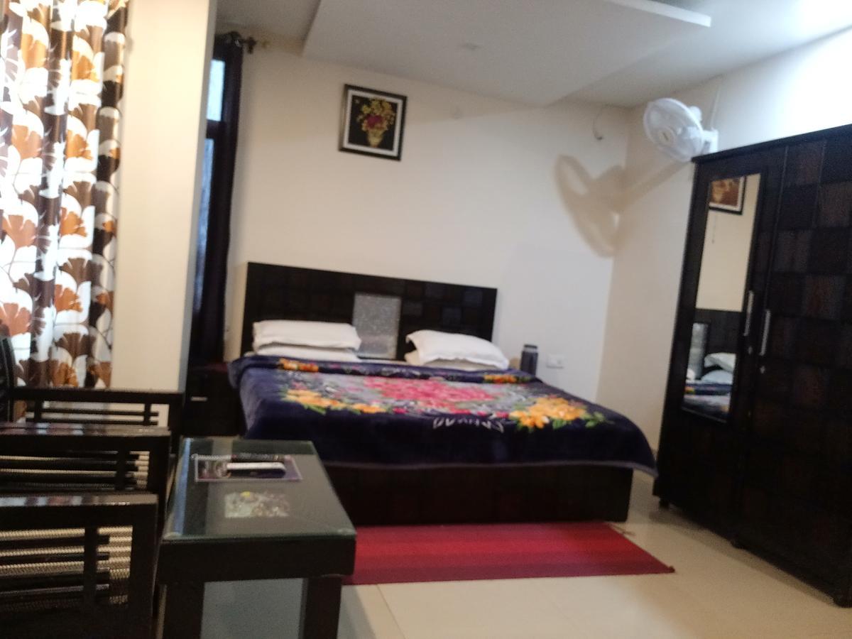 Hotel Wildrose Dalhousie Bagian luar foto